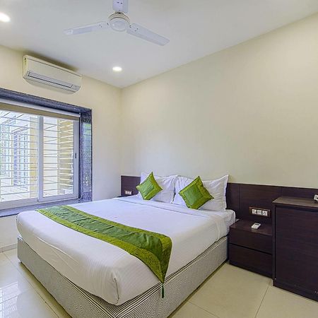 Oyo 16703 Hotel The Platinum Calcutta Buitenkant foto